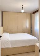 Sunny Apartment 2