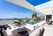 Top Tejina de Isora