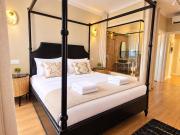 Bright and Spacious 3BR , Free Parking & Fast WIFI