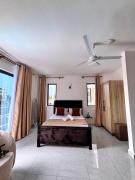 Bamburi Designer studio Pool Wifi Netflix balcony