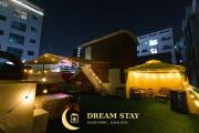 "Free Hanbok Photos Included" Dream Stay