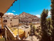 Top Leh