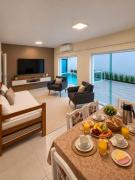 MARIS BEACH HOUSe