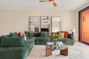 Seaside duplex with private hot tub