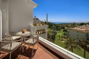 Magnificent Holiday Home in Calahonda