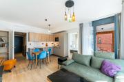 New Build Distillery Apartment by Rentez