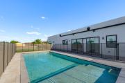 1 Mi to South Mtn Park! Home w Poolside Oasis