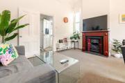 Top Henley Beach South