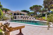 Casa da Fortuna Luxury 5 Bedroom Villa with Pool and Garden 8-minute walk to the beach