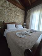 Volakas Beachfront Suites