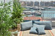 Top Piraeus