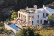 Villa Medusa Paraiso Heated Pool Rooftop and Sea Views