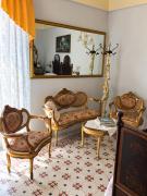 Top Noto