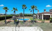 Gran finca rústica con piscina y AC 10 pers