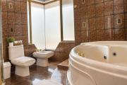 The Landmark I Jacuzzi and Kitchen Calacoto