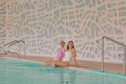 Waterlane Island Suites - Pool, Gym & Rooftop Terrace with Private Jacuzzi by Downtown Apartments