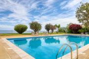 Baia Cliff View, a Home in Madeira