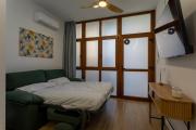 Estudio 2 camas y patio privado en Valencia