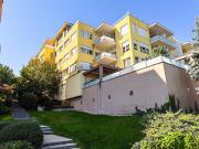 Spacious Apartment with Balcony - Private Garage Parking