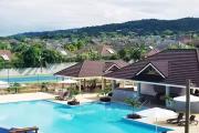 Comfy stay at low cost - Shared pool - Gated 24hrs security - 20mins from Ocho Rios