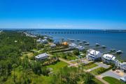Play & Unwind! Pass Christian Home < 1 Mi to Gulf