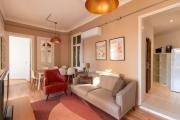 Historical & Spacious 4BR Flat by Seaside w AC