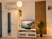 Central Apartment 83 free parking - spital recuperare