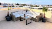 Top Paralimni