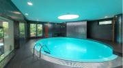 Luxury jacuzzi house
