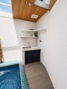 Mini Luxury Villa for 2 Only 15 Mins from Marquee Mall