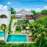 Vista Villa - Rice Field Stay with Pool & Rooftop Lounge