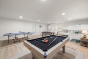 Hot Tub Sportscourt Game Room 5 min to Beach