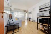 St. Peter - Loft at 50m from Metro (up to 4)