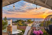 3BR Gem W Sea View Terrace in Historic Peninsula