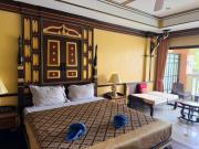 Top Ban Khlong Haeng