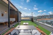 Entire Home, Private Rooftop, Elevator, Free Parking, Convenience Store 2 min, Supermarket 4 min, Daiso 8 min