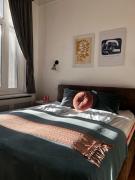 Szimpla Comfort 3BDR, 2BTHR, 2WC, 4AC Apartment