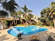 Holiday Home Finca CAN GUAL en Inca para 8 personas con piscina privada y vistas despejadas- by Interhome