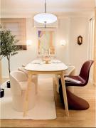Heart of Gangnam,Garosu-gil, 10minute walk from Sinsa Station