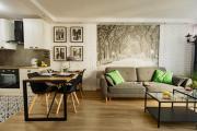 Warsaw Centrum Grzybowska Park Mirowski Stylish Apartment Park Views by PolandBnB