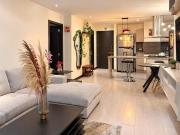 Cosmo Suite La Carolina Park, Pool & Parking