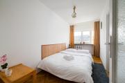 Wola Ratusz Standard Apartment by BookingHost