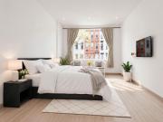 Elegance Sanctuary Hotel - Ben Thanh Market