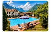 Pool e Snow Lake Como