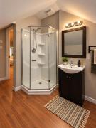 Penthouse Studio Suite- G Dumont Hospital- Highfield