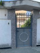 White guesthouse