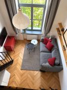 M Loft2 - City Center Apartment with Gated Free Parking