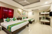 Treebo Shree Sai Suites - 2km from Mahalaxmi Temple