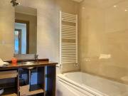 Your Lisbon Home w River View Parking