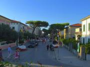 Huge Holiday Home in Marina di Castagneto Carducci near Sea